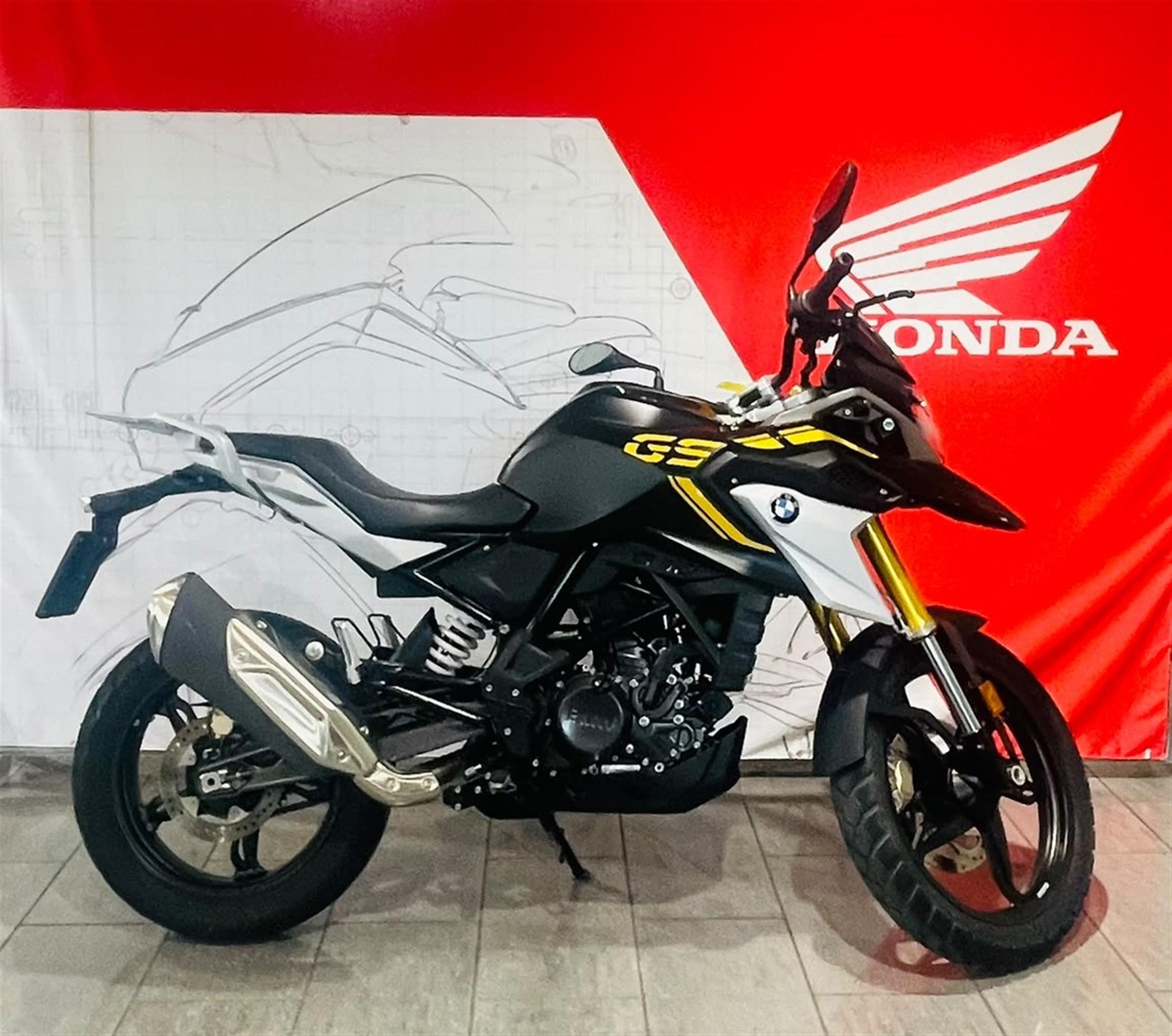 g 310 gs